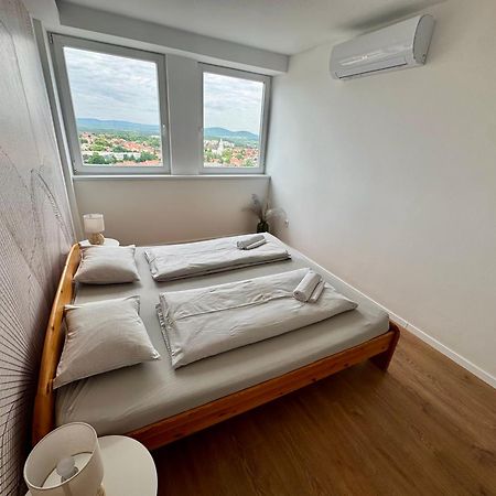 Panorama View Deluxe Apartment Veszprém Exterior foto
